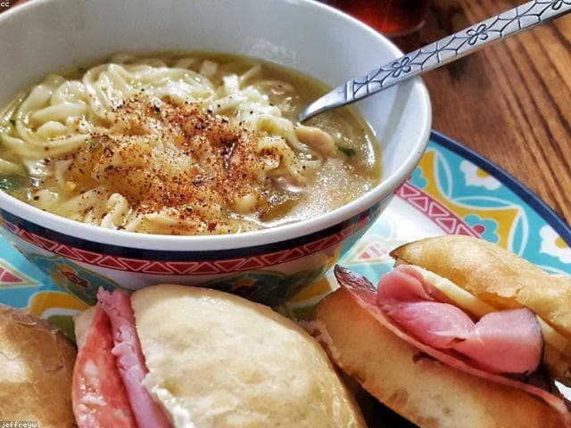 Resep Sup Sosis Keju untuk Menu Anak